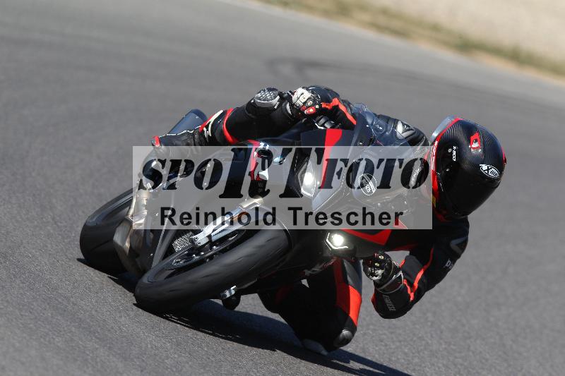 Archiv-2022/51 10.08.2022 Freeride Training ADR/Medium/unklar
